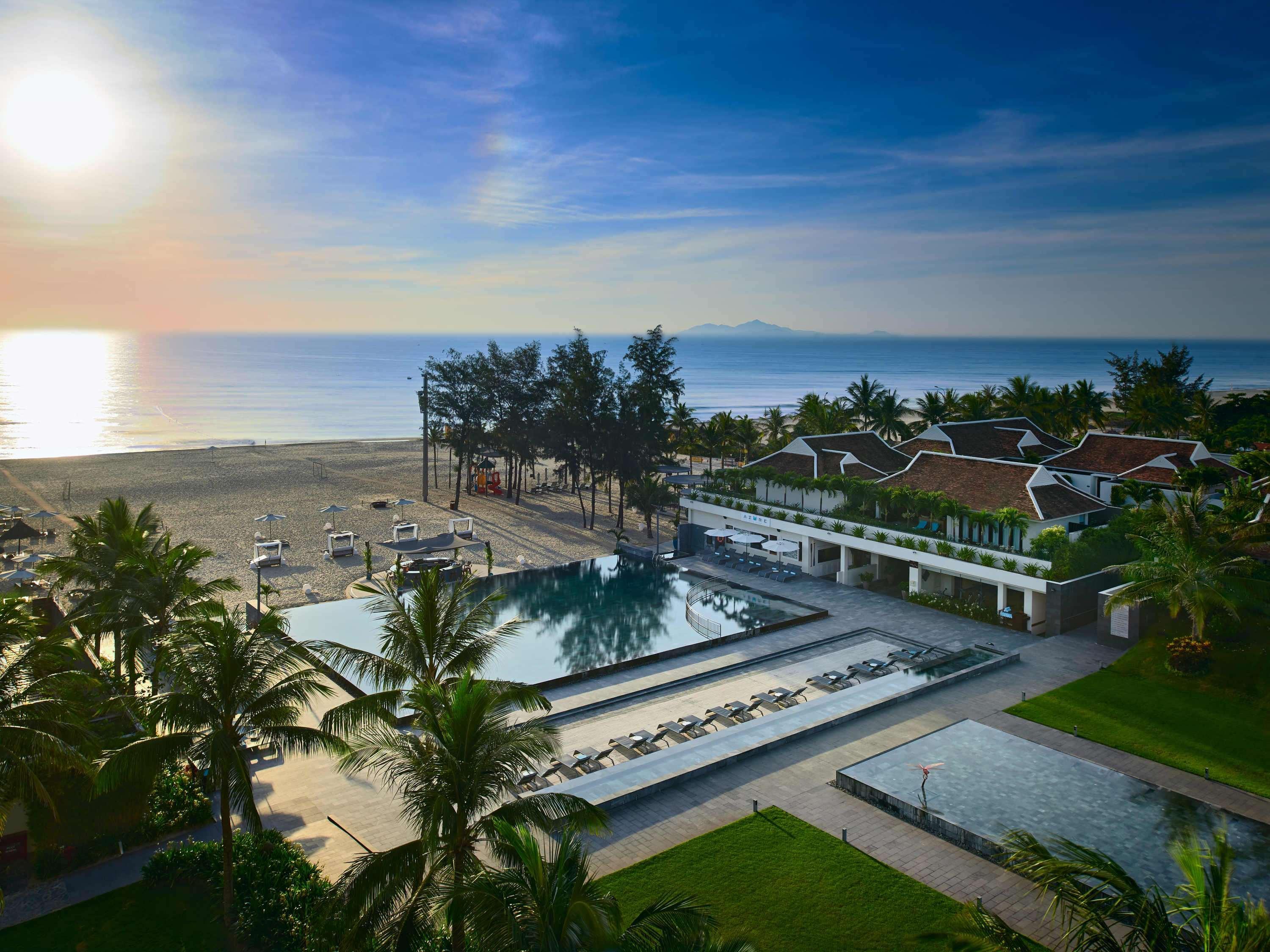 Pullman Danang Beach Resort Exterior photo
